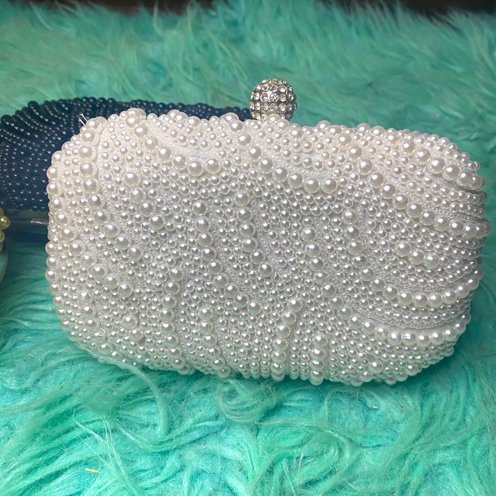 beautiful evening bag 👛